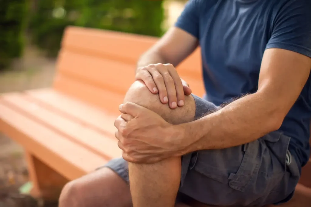 Get expert care for your knee pain right here in Clifton, NJ! Reach us at (973) 798-1787 and take the first step towards relief.